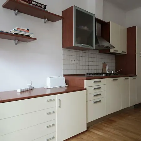 Apartment New And Fully Equipped Apartement Plzenska 26 Prague