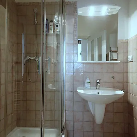New And Fully Equipped Apartement Plzenska 26 *