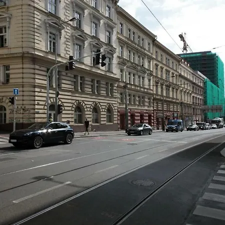 Apartment New And Fully Equipped Apartement Plzenska 26 Prague