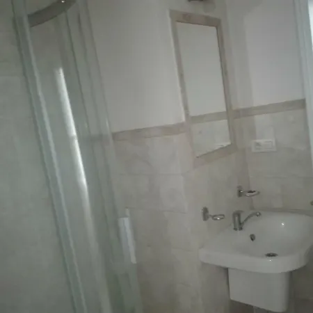 New&fully Equipped Apartement Plzeňská 26 Praha